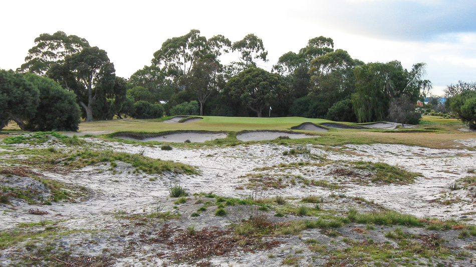 George Waters and Frank Pont on why sand makes flat sites fantastic