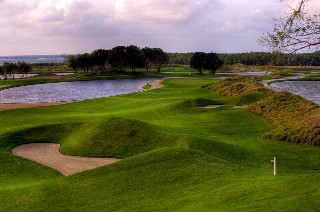 First golfers cruise to Black Pearl