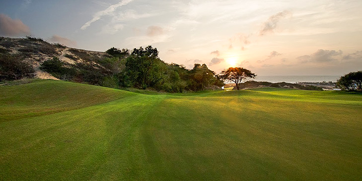 The Bluffs Ho Tram Strip course opens for preview play