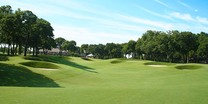 Tripp Davis completes renovation of Oak Tree National course