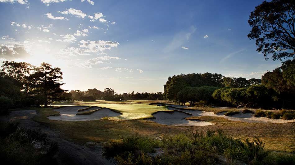 golf course locations near kingston ma