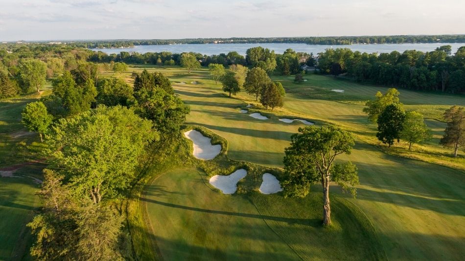 lac la belle yacht club