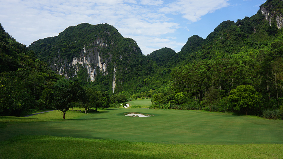 Vietnam golf